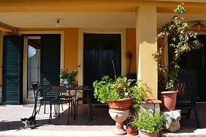 B b S Elia Villa Surrounded by Greenery Inside the Historic Dubini Par