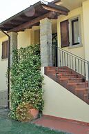 Wonderful Villa With Private Pool in the Heart of Tuscany