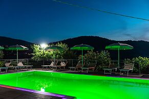 Bb La Mortella With Pool