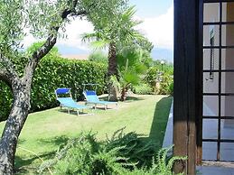 Villa Barbie Between Terracina and Sperlonga, 400 mt From Beach
