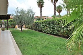 Villa Barbie Between Terracina and Sperlonga, 400 mt From Beach