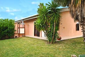 Villa Barbie Between Terracina and Sperlonga, 400 mt From Beach