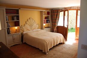 Guest Farmhouse in the Hearth of Tuscany