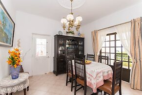Sea Views, Private Pool, Ac, Wifi, Casa Feliz