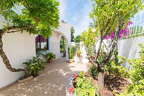 Sea Views, Private Pool, Ac, Wifi, Casa Feliz
