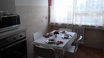 Arona-lake Maggiore Apartment in Quiet Area Suitable for Families