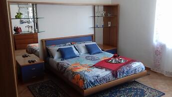 Arona-lake Maggiore Apartment in Quiet Area Suitable for Families