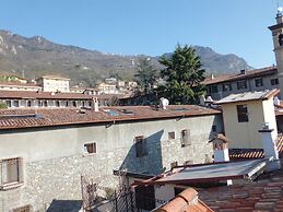 Torre Antica is an Ancient Watch Tower Fully Restored With all Modern 