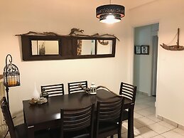 Art House In The Heart Of Athens