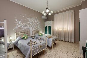 Independent Apartment Right in the Center Wi-fi