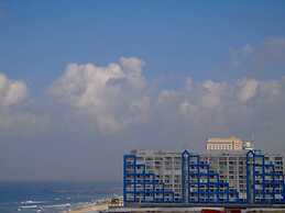 The Perfect Sea View Apartment let you Enjoy the Facilities and Benefi