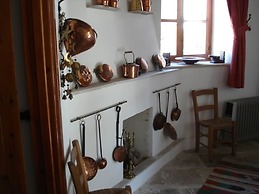 Traditional Large Detached Village House wih Private Pool and Enclosed