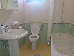 Villa Oasis with swimming pool