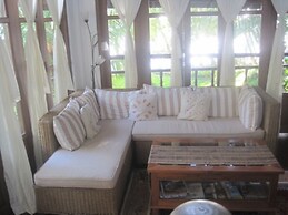 Villa Sunrise on the Bali North Shore, Breakfast Included