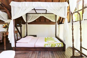 Villa Sunrise on the Bali North Shore, Breakfast Included