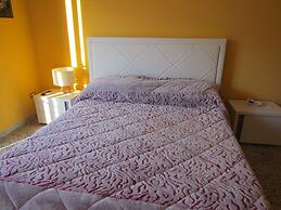 Wonderful Amalfi Coast Apartment Overlooking the sea With Free Wifi an