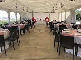 Holiday House & Events With Private Pool in the Center of Sicily