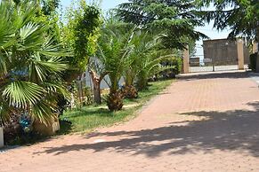 Holiday House & Events With Private Pool in the Center of Sicily