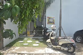 Frog House a Charming Apartment in Best Bali Location