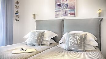 Vistonia Studio 5 Directly on the Beach With sea View