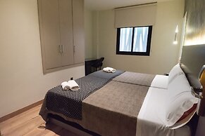 DAOS Suites Terrace Marbella