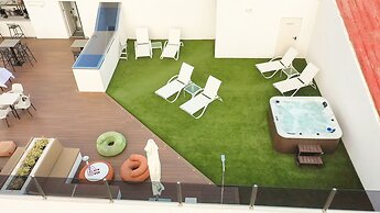 DAOS Suites Terrace Marbella