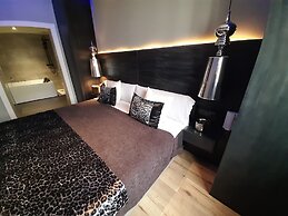 DAOS Suites Terrace Marbella