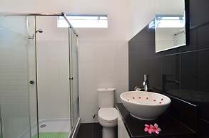 Explore Lombok From Your Villa for 2 or More