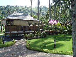 Explore Lombok From Your Villa for 2 or More