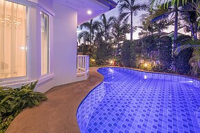 Luxury Villa With Private Swimmong Pool