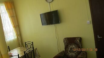 Indira Guest House Is In The Heart Of Flic En Flac