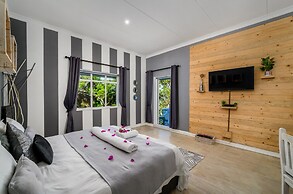 Sea Studio - Sea-facing