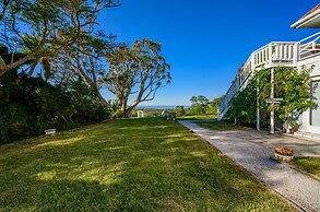 Sea Studio - Sea-facing