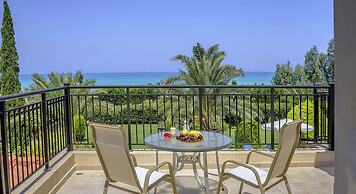 Marlin Beach Front Luxury Villa - 4 Bedrooms