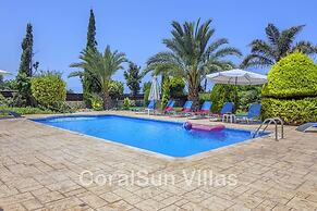 Marlin Beach Front Luxury Villa - 4 Bedrooms