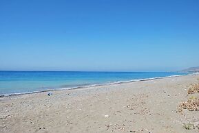 Marlin Beach Front Luxury Villa - 4 Bedrooms