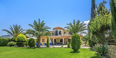 Marlin Beach Front Luxury Villa - 4 Bedrooms