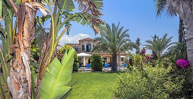 Marlin Beach Front Luxury Villa - 4 Bedrooms