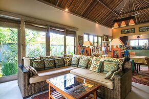 Artful 3bed3bath Villa And Bungalow in the Rice Fieldsbest Breakfast i