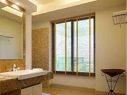 Hilltop Wow 4br Seaview Pool Villa at Naithon Beach