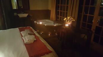 Since 2006 African Silhouette Offers Safe, Tranquil and Highly Recomme