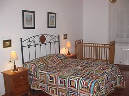 Complete House in Cuevas del Becerro