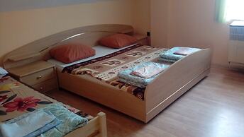 Appartment for 10-16 Persons