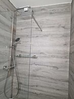 Room in Studio - Attypical Calm Harmonious Relaxing