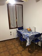 Delightful one Bedroom Apartment in Sanremo