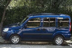 Corfu Room Apartments, in a Very Piecefull and Full of Trees Area