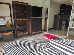 305 Jomtien Hill Resort