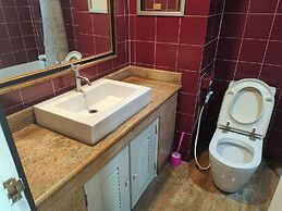 305 Jomtien Hill Resort