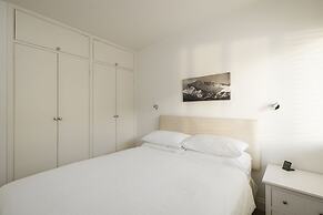 JOIVY Sublime 1 bed flat with Thames view