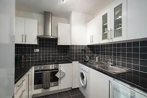 JOIVY Sublime 1 bed flat with Thames view